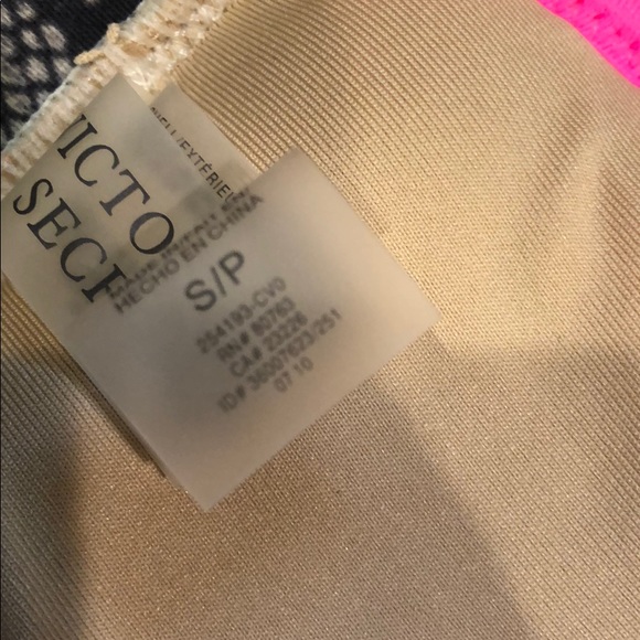 Victoria secret bikini - Picture 5 of 5